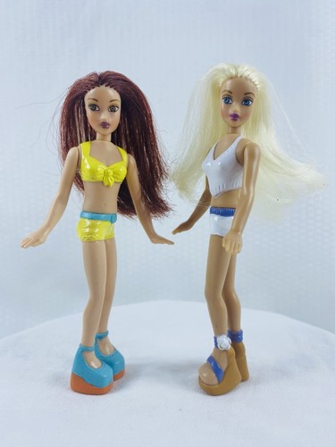 Scene beach party - party, barbie